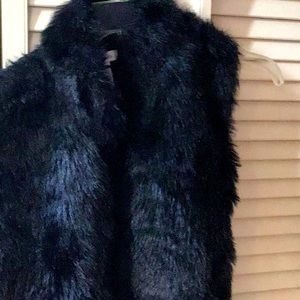 Faux fur in cotton vest